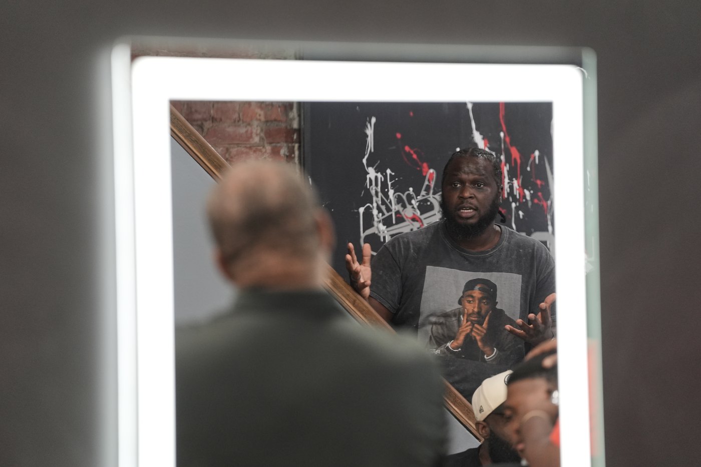 Inside a Philadelphia barbershop, Black men debate their political past and future | iNFOnews.ca Inside a Philadelphia barbershop, Black men debate their political past and future | iNFOnews.ca