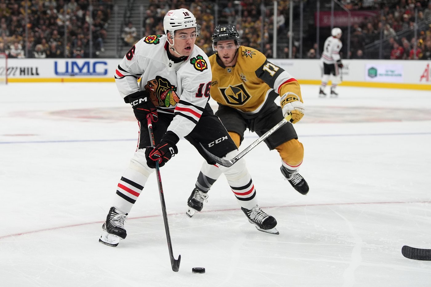 Eichel hits 700 points as Golden Knights beat Blackhawks in Ryan Craig’s first game behind the bench | iNFOnews.ca Eichel hits 700 points as Golden Knights beat Blackhawks in Ryan Craig’s first game behind the bench | iNFOnews.ca