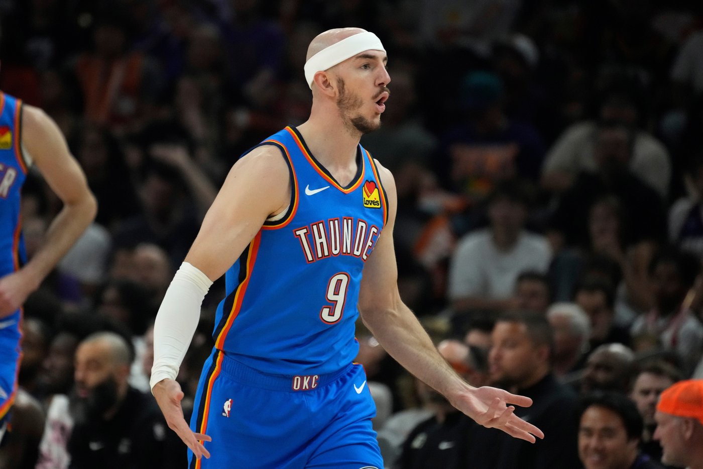 Thunder breeze through the first round for a 3rd straight year and brace for tougher games ahead | iNFOnews.ca Thunder breeze through the first round for a 3rd straight year and brace for tougher games ahead | iNFOnews.ca