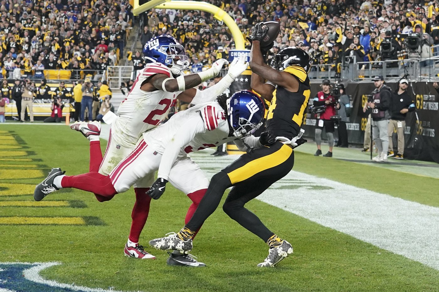 Calvin Austin III scores twice as the Steelers hold off the Giants 26-18 | iNFOnews.ca