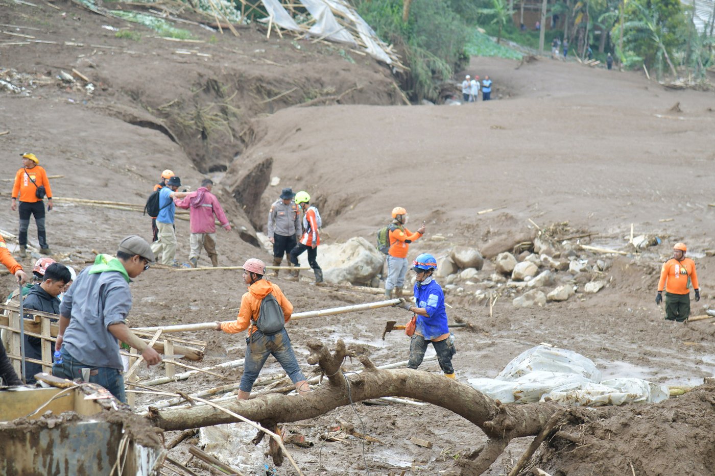 Rescuers recover more bodies from landslide in Indonesia, with 72 still missing | iNFOnews.ca