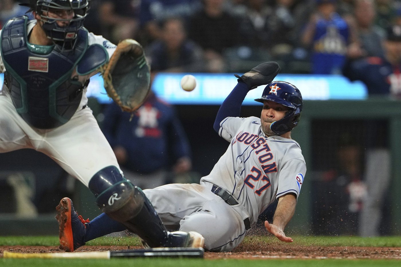 Young walks it off and Mariners top Astros in 11 innings | iNFOnews.ca Young walks it off and Mariners top Astros in 11 innings | iNFOnews.ca