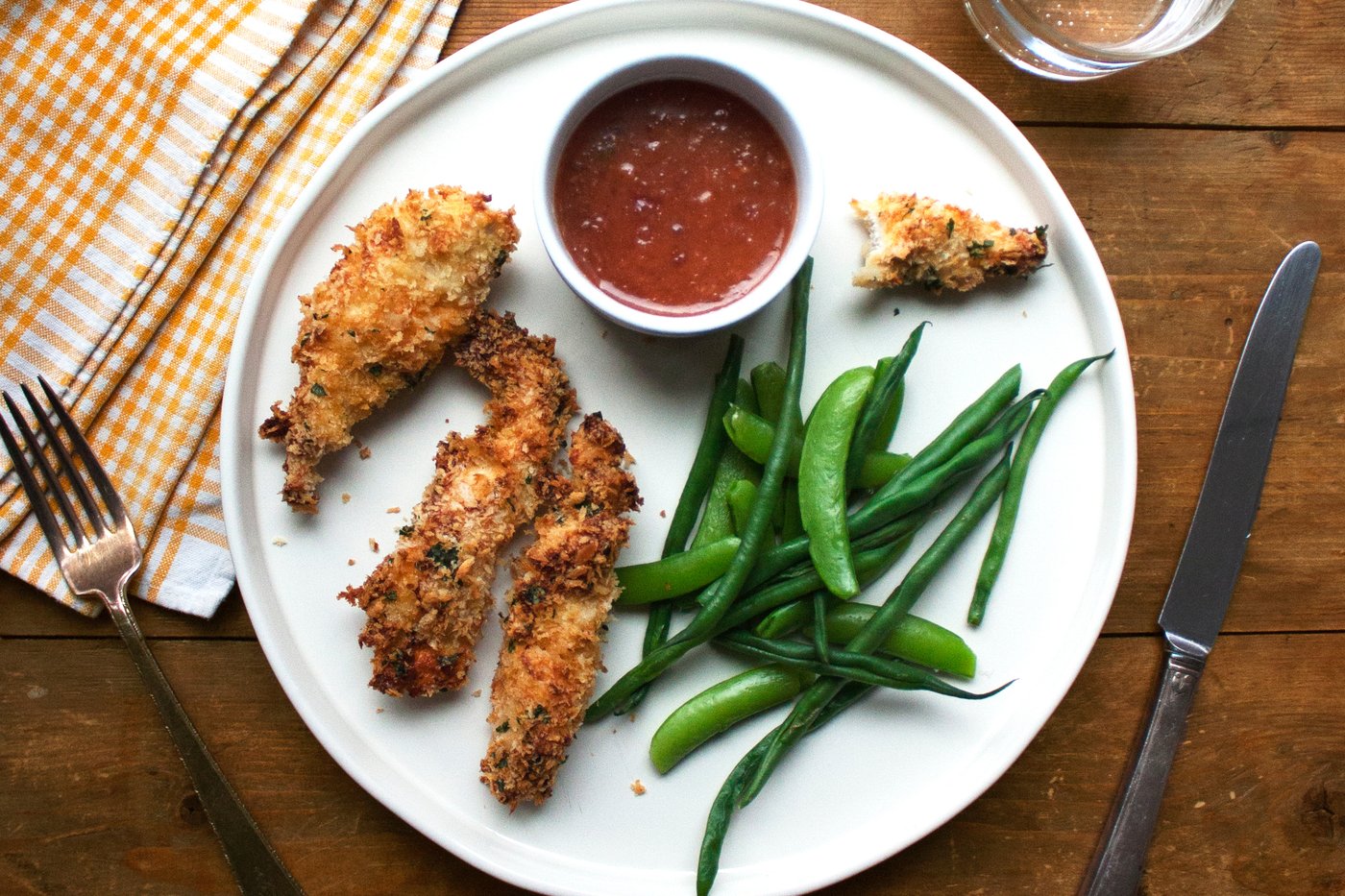 Snack like a pro on Super Bowl Sunday with Panko-crusted chicken strips and game-changing sauce | iNFOnews.ca