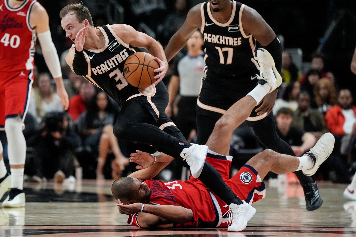 Harden scores 27, Clippers end 5-game skid by beating Hawks after moving on without Paul | iNFOnews.ca Harden scores 27, Clippers end 5-game skid by beating Hawks after moving on without Paul | iNFOnews.ca