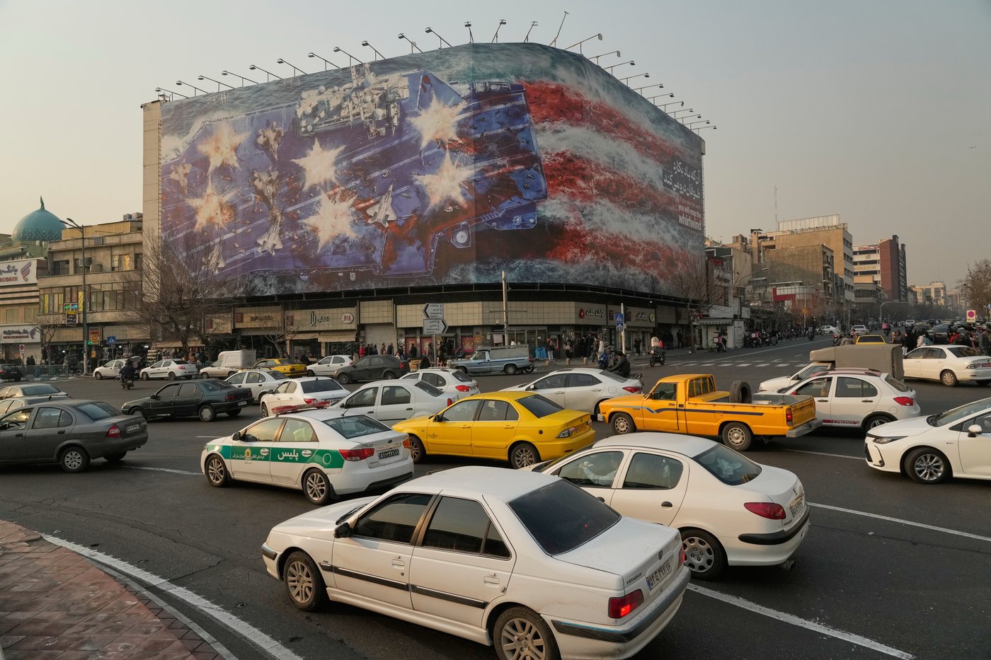 Iran unveils mural warning of retaliation if US conducts a military strike | iNFOnews.ca
