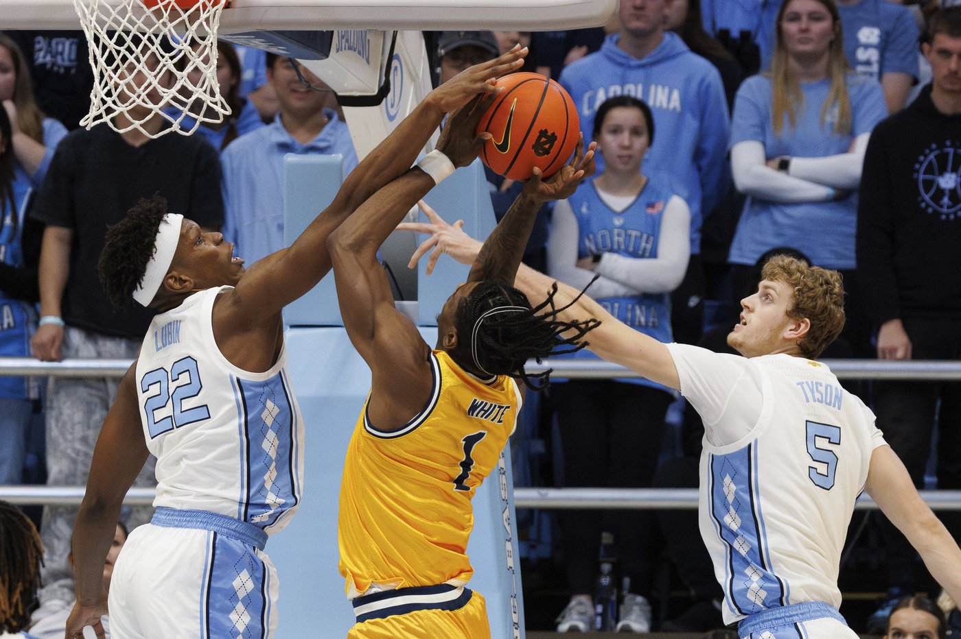 Cade Tyson scores 23 points and North Carolina routs La Salle 93-67 | iNFOnews.ca