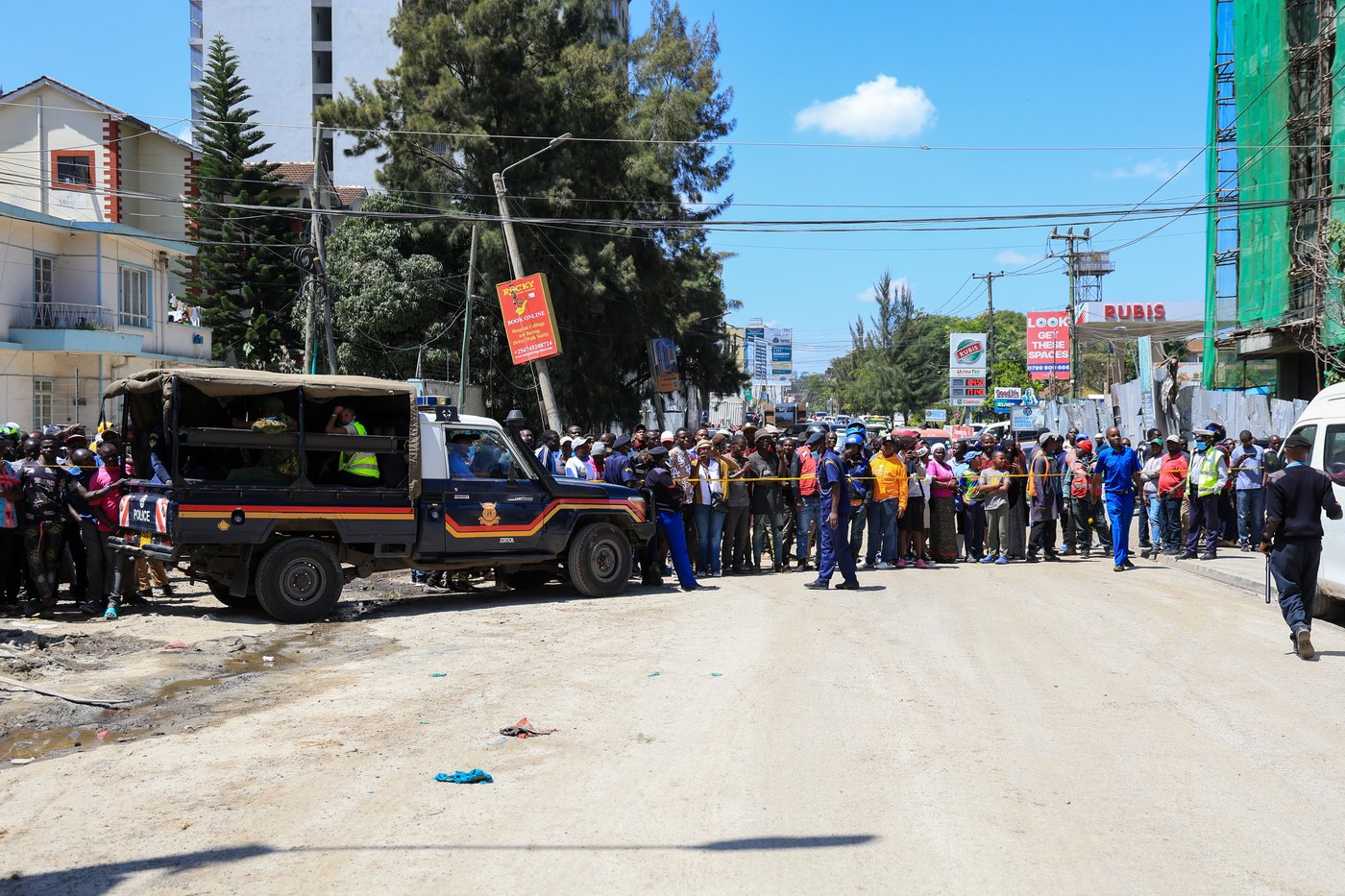 A tall building under construction collapses in Nairobi, with 4 believed to be trapped | iNFOnews.ca