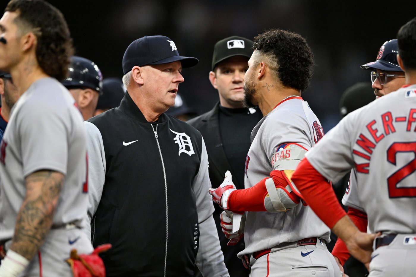 Rafaela homers and drives in four runs as the Red Sox rout the Tigers 10-3 | iNFOnews.ca