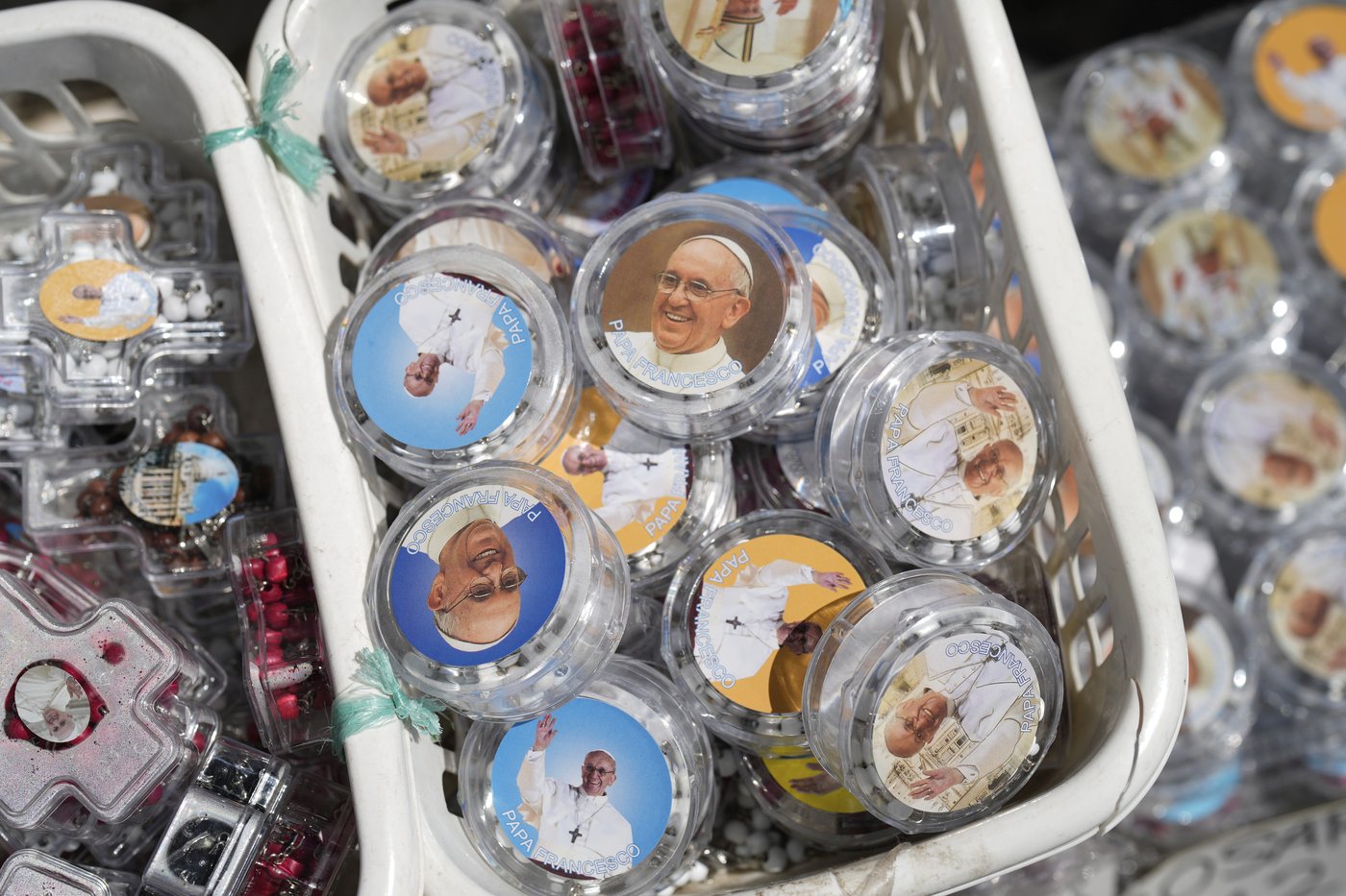 PHOTO COLLECTION: Depictions of Pope Francis | iNFOnews.ca