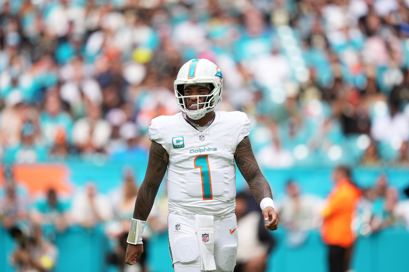 Dolphins' Tua Tagovailoa will try to put his cold-weather woes on ice and stay unbeaten against Jets | iNFOnews.ca