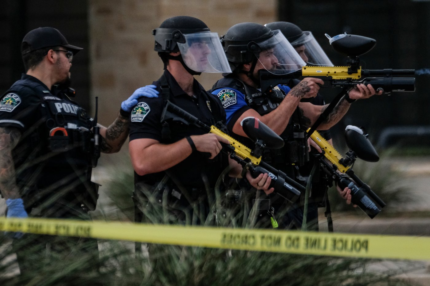 ICE agent shoots and wounds man in Austin, Texas, officials say | iNFOnews.ca ICE agent shoots and wounds man in Austin, Texas, officials say | iNFOnews.ca