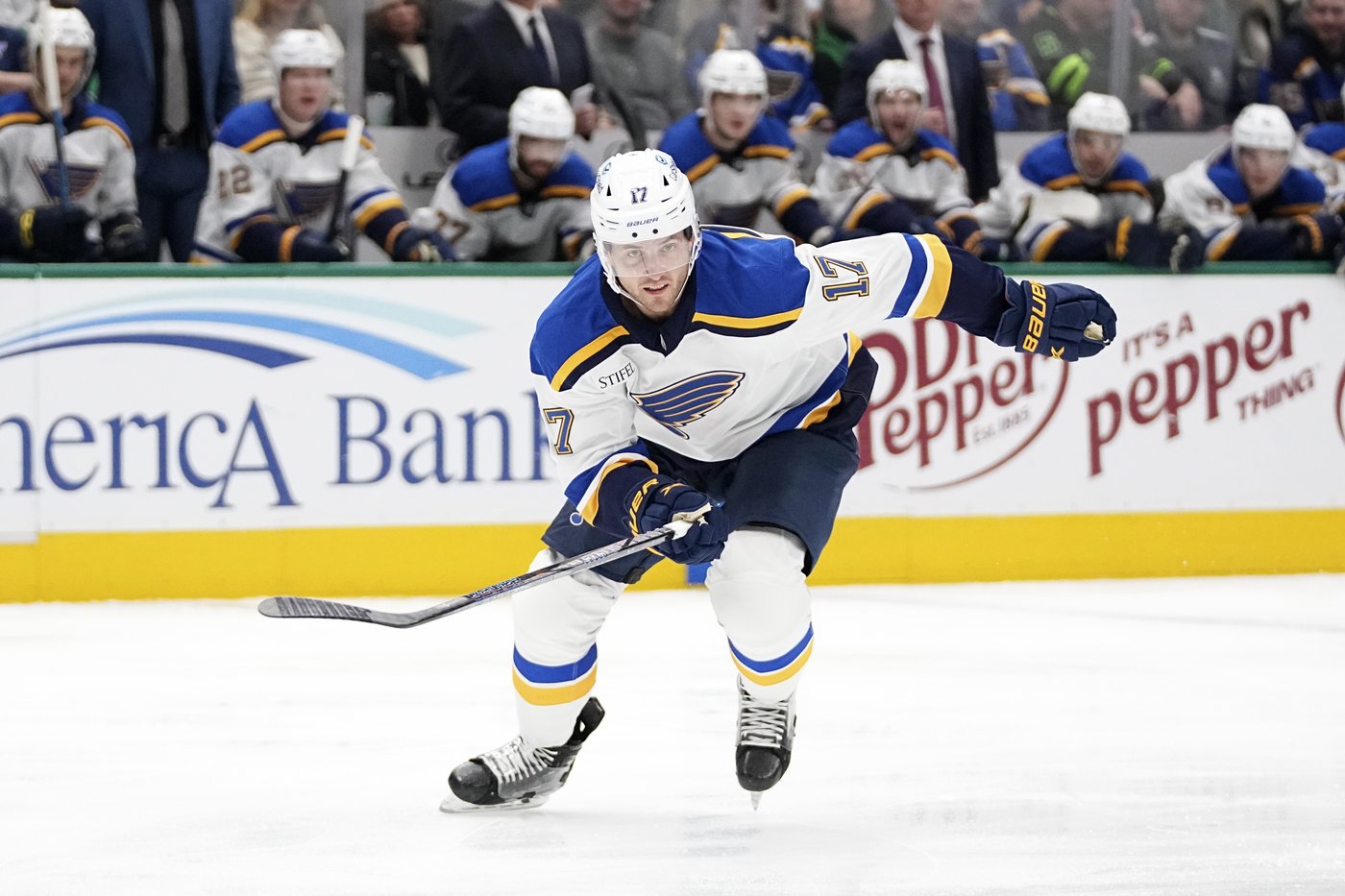 Matt Duchene scores in OT to give Stars 2-1 win over Blues | iNFOnews.ca