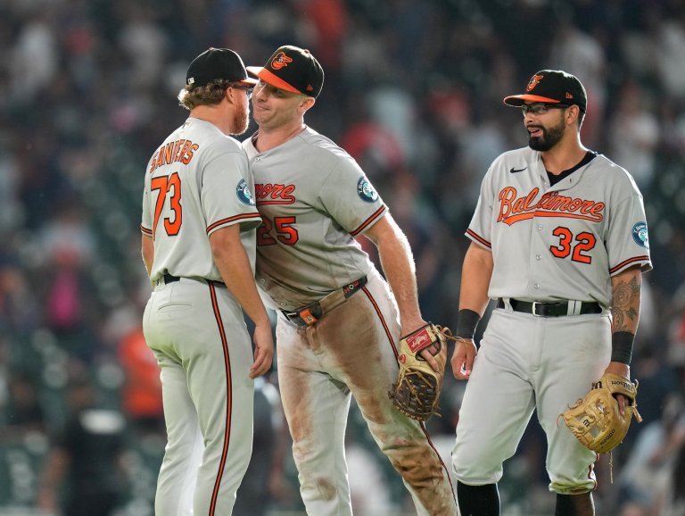 Orioles outlast Astros 4-2 in 11 innings for 6th consecutive victory | iNFOnews.ca