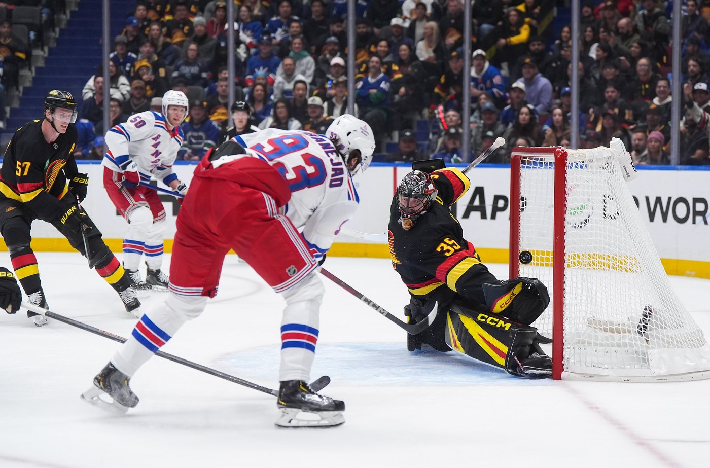 New York Rangers shutout Canucks 2-0 in J.T. Miller's return to Vancouver | iNFOnews.ca