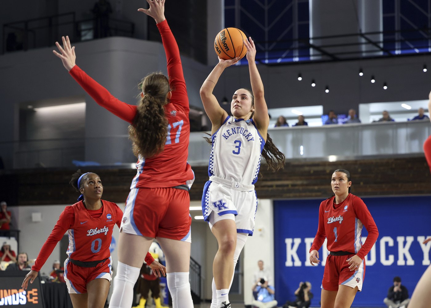 Georgia Amoore scores 34 points and Kentucky holds off charge by Liberty for 79-78 March Madness win | iNFOnews.ca Georgia Amoore scores 34 points and Kentucky holds off charge by Liberty for 79-78 March Madness win | iNFOnews.ca