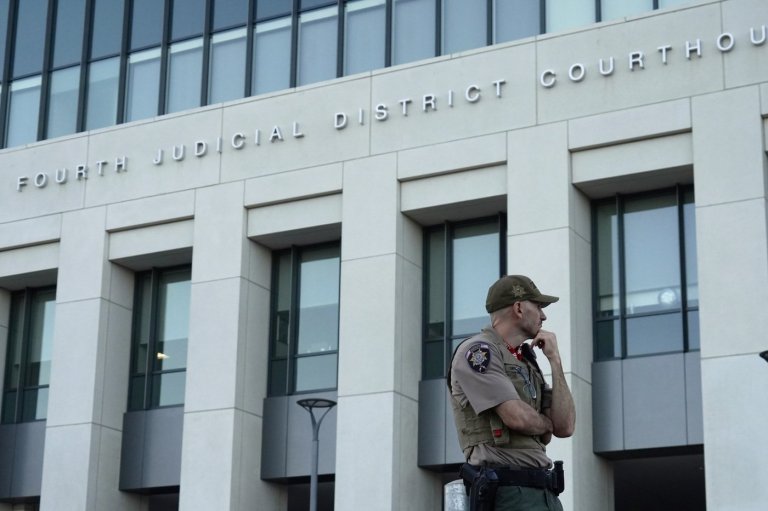 Lawyers for man charged with killing Charlie Kirk question reliability of evidence | iNFOnews.ca
