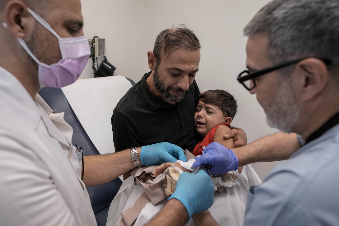 Traumatized by war, hundreds of Lebanon's children struggle with wounds both physical and emotional | iNFOnews.ca