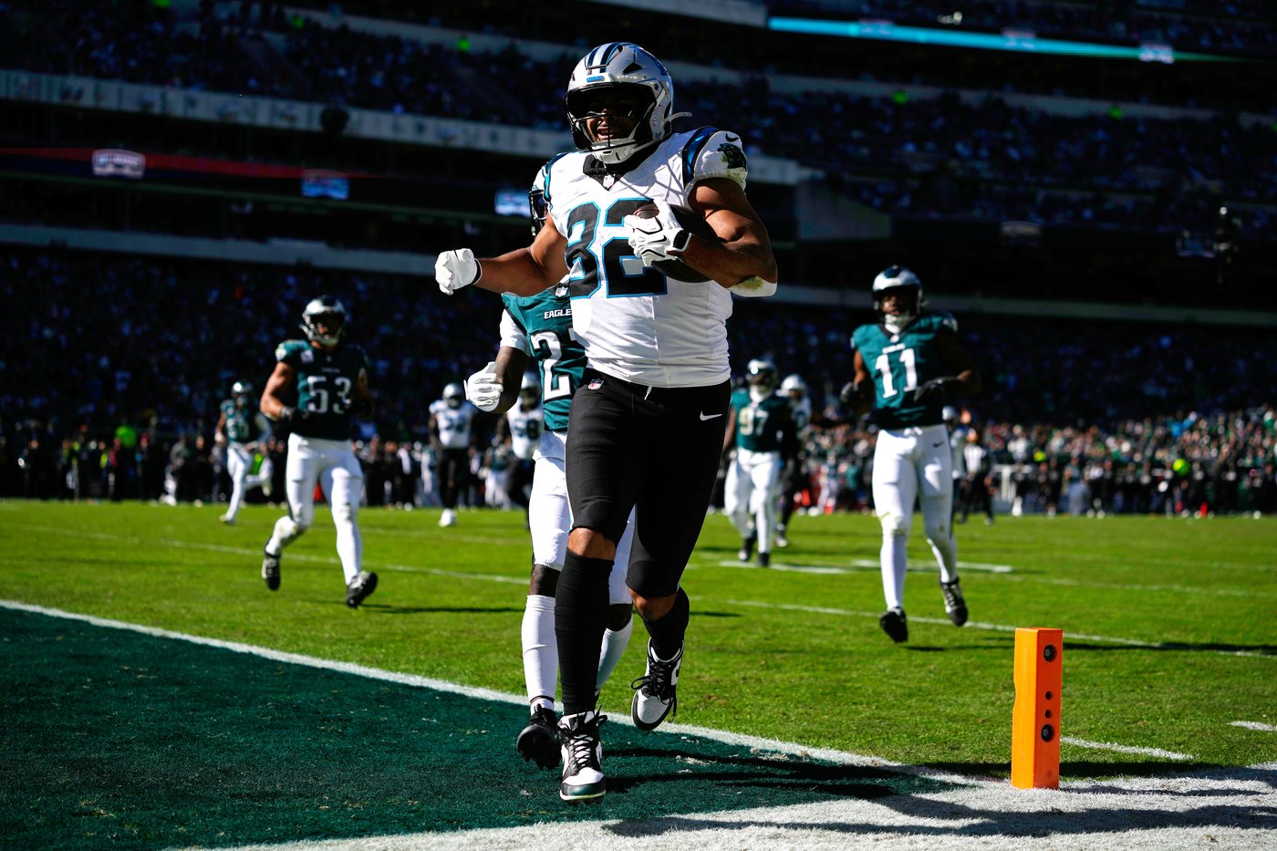 Bryce Young throws for 2 TDs and leads Panthers to 25-14 win over injury-riddled Eagles | iNFOnews.ca Bryce Young throws for 2 TDs and leads Panthers to 25-14 win over injury-riddled Eagles | iNFOnews.ca