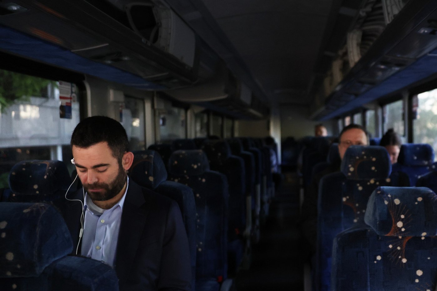 Photos show strike action as North America’s largest commuter rail system shuts down | iNFOnews.ca