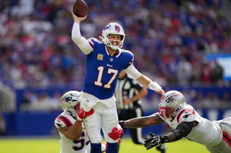 Josh Allen laments not throwing ball away, after interception seals Bills loss to New England | iNFOnews.ca