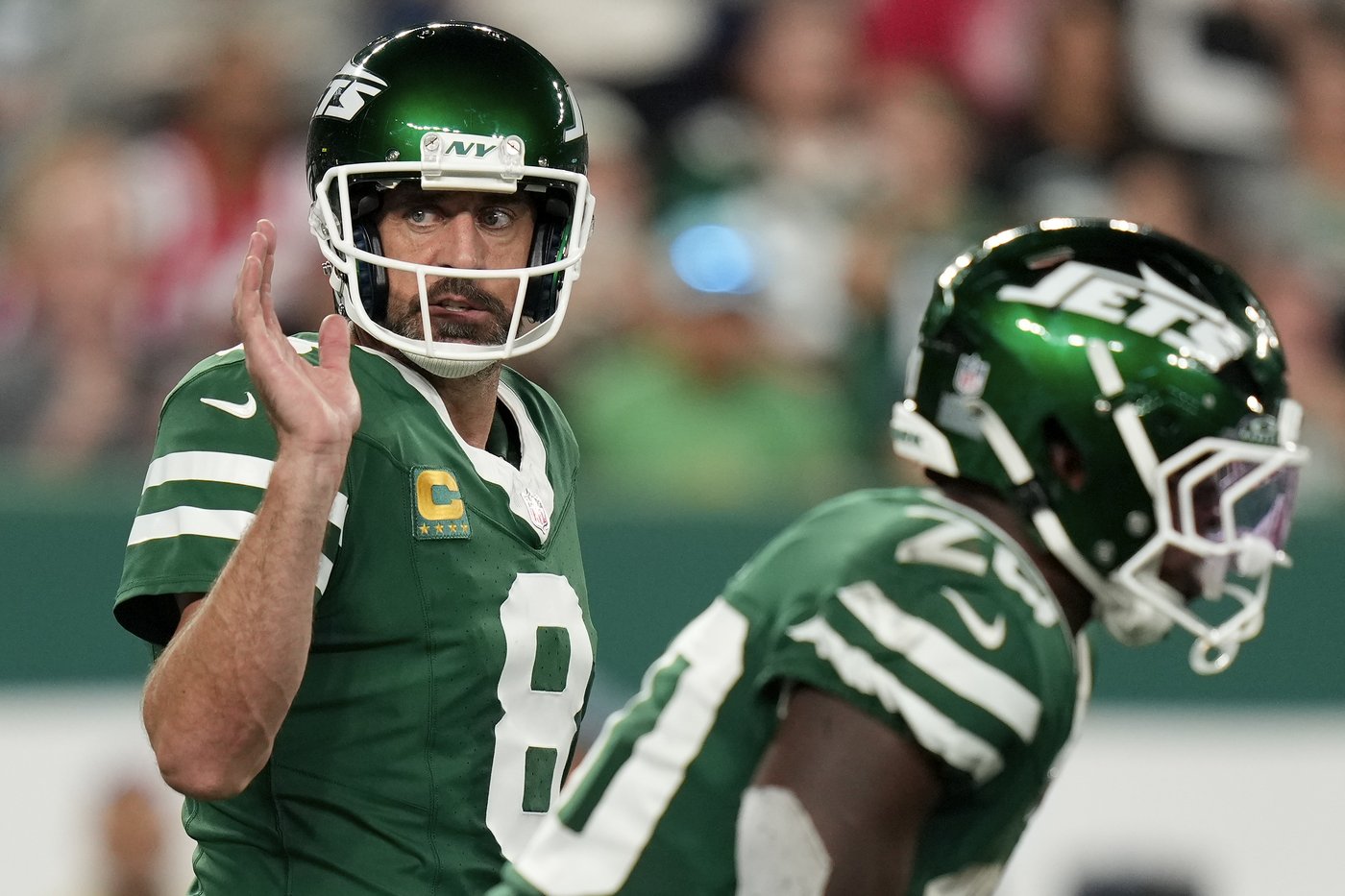 Rodgers and Jets look to improve to 3-1 when they face Nix and Broncos, who are coming off a big win | iNFOnews.ca