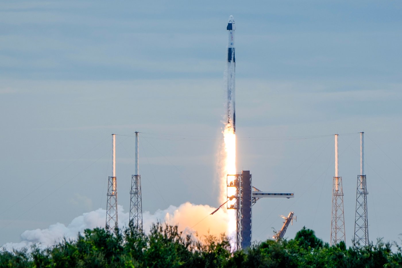 Canadian astronaut reaches International Space Station for six-month mission | iNFOnews.ca