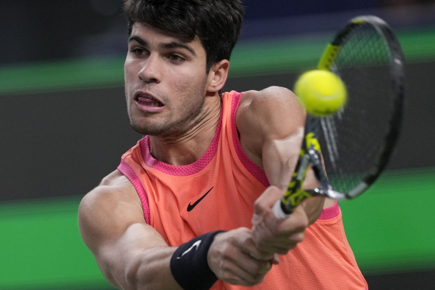 Alcaraz upset by Machac in Shanghai and Sabalenka rallies in Wuhan | iNFOnews.ca Alcaraz upset by Machac in Shanghai and Sabalenka rallies in Wuhan | iNFOnews.ca