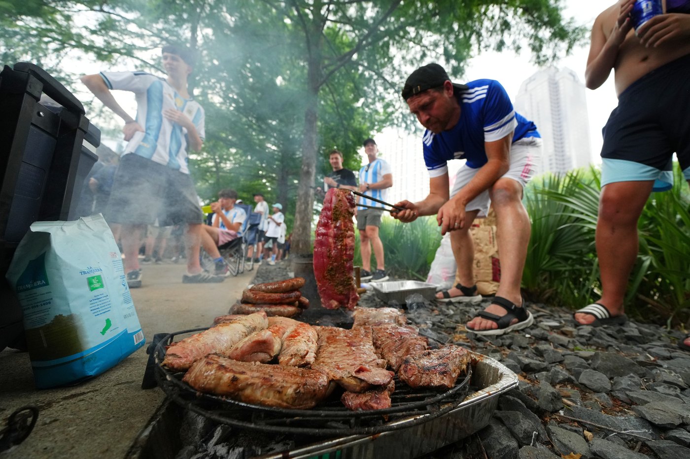 There's a beef about beef at the World Cup, as Argentina fans pour into Texas | iNFOnews.ca There's a beef about beef at the World Cup, as Argentina fans pour into Texas | iNFOnews.ca