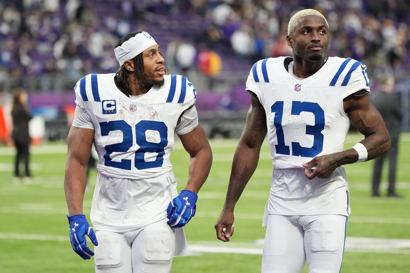 Colts RB Jonathan Taylor plans to stay the course in Indianapolis despite turbulent week | iNFOnews.ca
