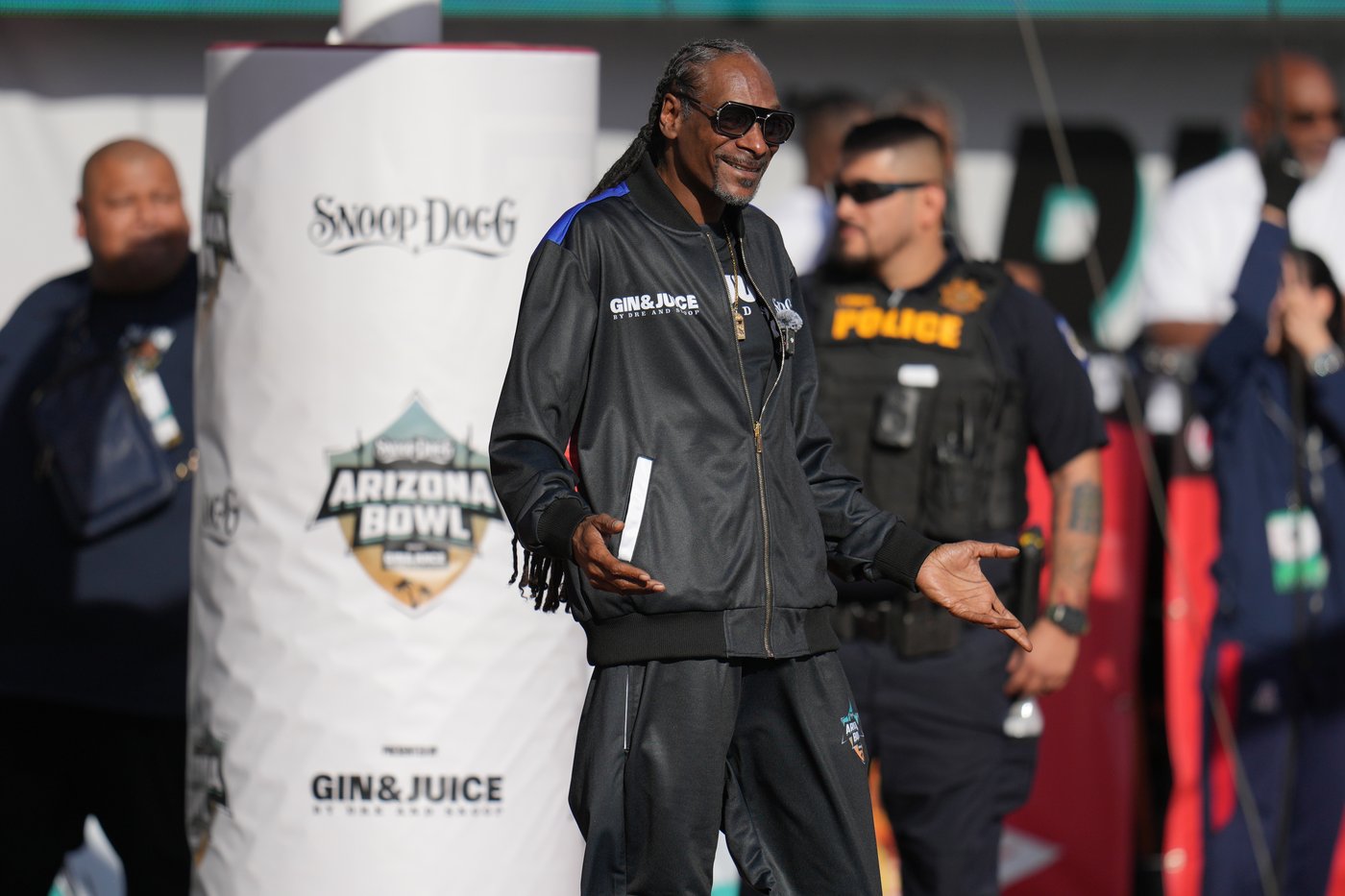 Snoop Dogg's NBA analyst role underscores why his on-air presence and global appeal keeps growing | iNFOnews.ca Snoop Dogg's NBA analyst role underscores why his on-air presence and global appeal keeps growing | iNFOnews.ca