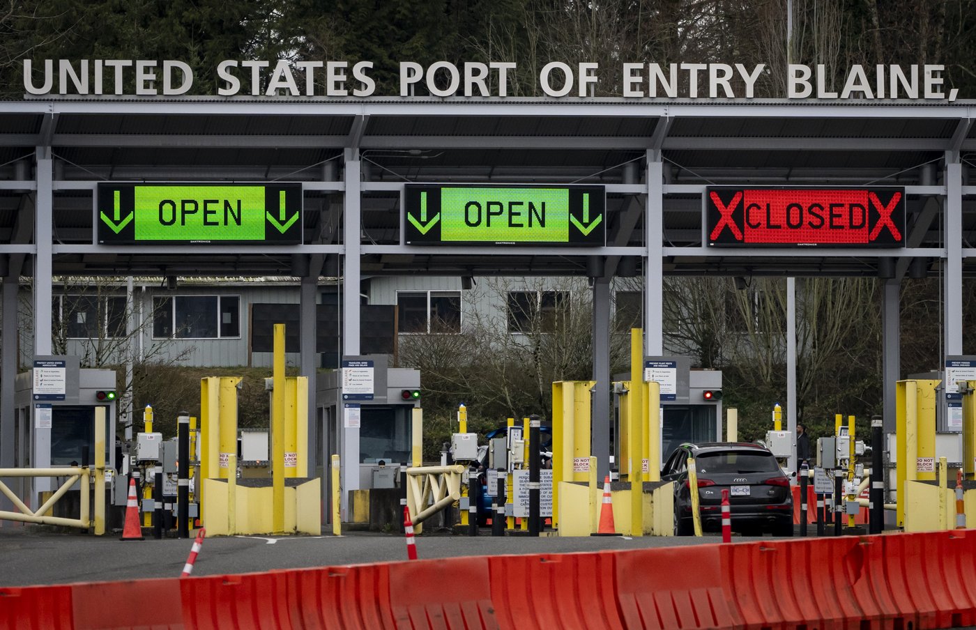 Canadian woman charged with illegally crossing into U.S., kicking border agent's face | iNFOnews.ca Canadian woman charged with illegally crossing into U.S., kicking border agent's face | iNFOnews.ca