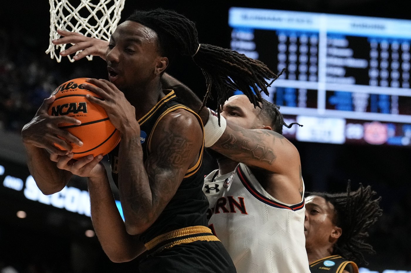 Love and March Madness: Amarr Knox and fiancee DaKiyah Sanders shine at historically Black schools | iNFOnews.ca