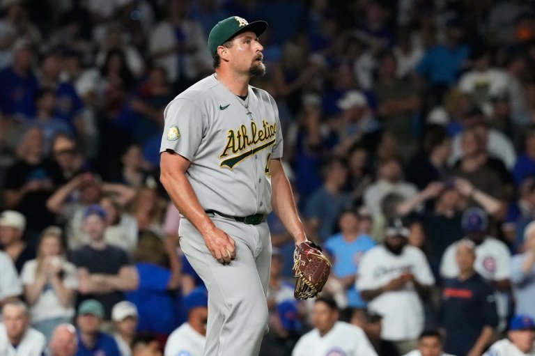 Brewers acquire Joel Kuhnel from A's as Brian Fitzpatrick becomes 8th pitcher on injured list | iNFOnews.ca
