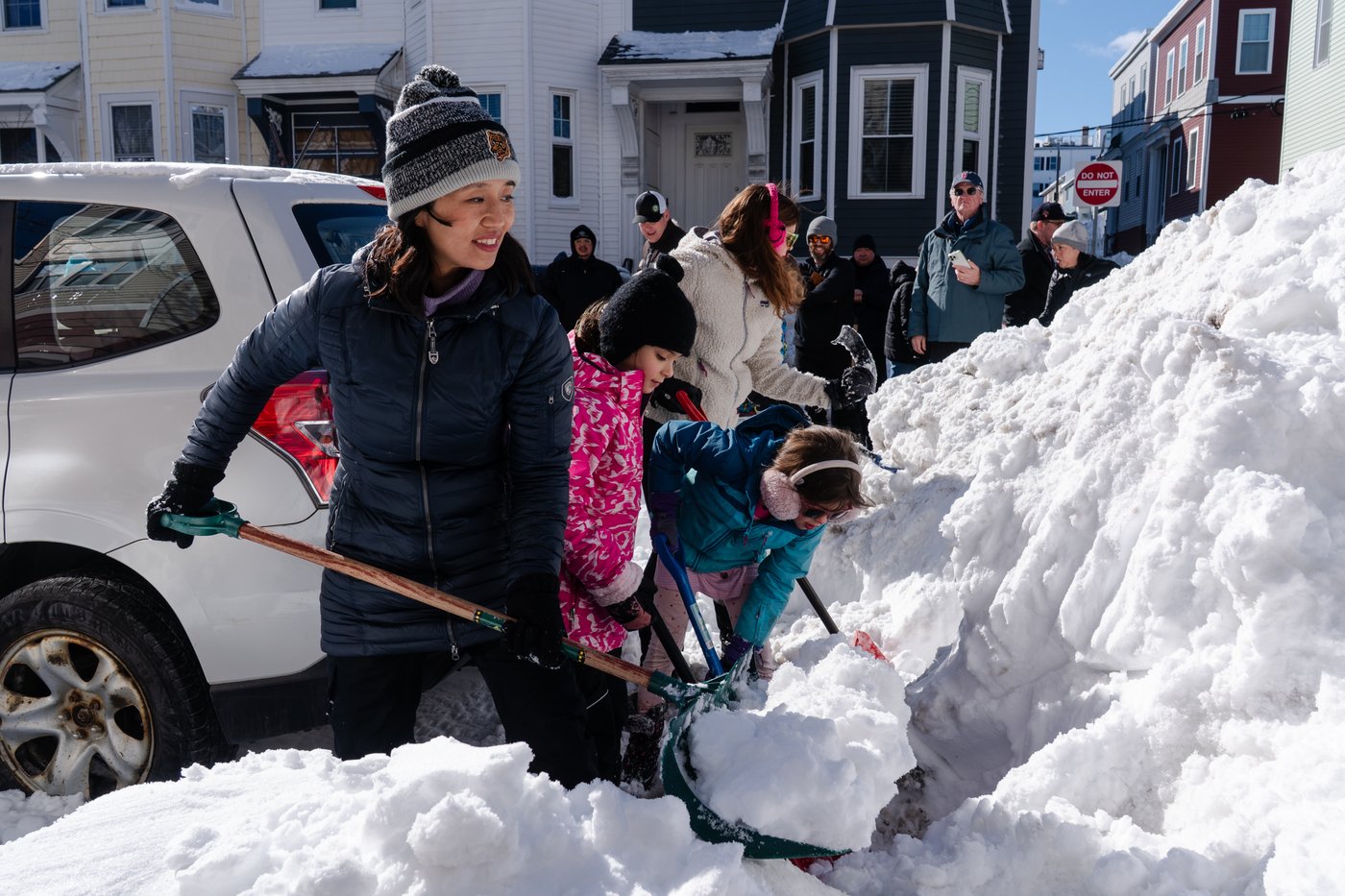 Photos of a massive snowstorm pummeling northeast US | iNFOnews.ca