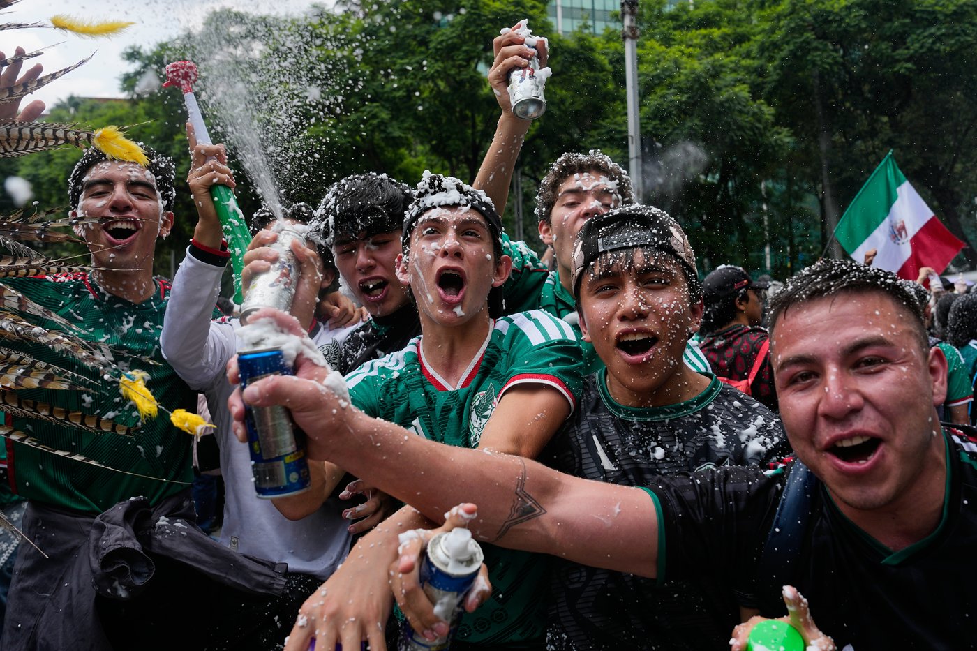 Soccer fans around the world watch the World Cup, in photos | iNFOnews.ca