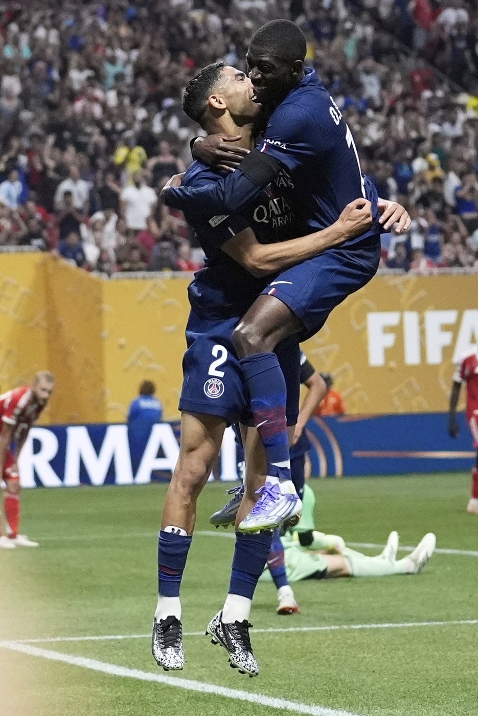 Doué and Dembélé score for PSG in 2-0 quarterfinal win over Bayern Munich at Club World Cup | iNFOnews.ca