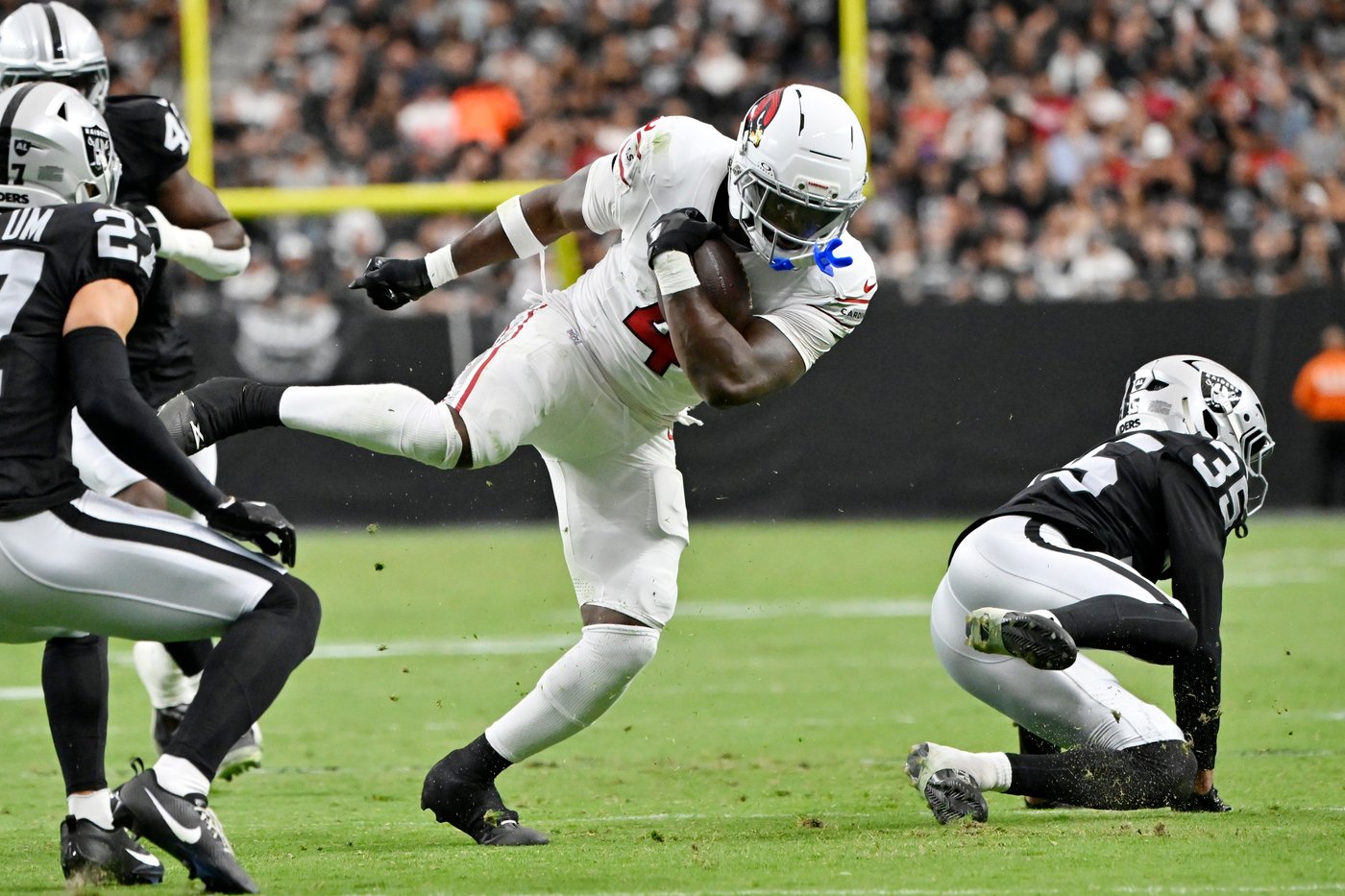 Cardinals rookie RB Jeremiyah Love will miss a week of practice with a sore ankle | iNFOnews.ca Cardinals rookie RB Jeremiyah Love will miss a week of practice with a sore ankle | iNFOnews.ca