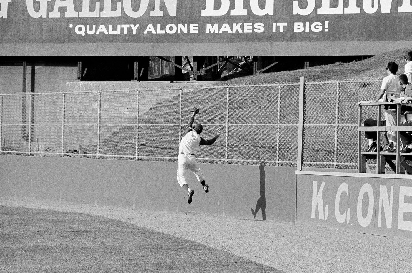 Rocky Colavito, 9-time All-Star outfielder and one of Cleveland's most popular athletes, dies at 91 | iNFOnews.ca Rocky Colavito, 9-time All-Star outfielder and one of Cleveland's most popular athletes, dies at 91 | iNFOnews.ca