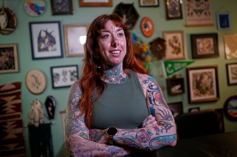 How a tattoo artist got involved in a Nazi symbol cover-up in the Maine Senate race | iNFOnews.ca