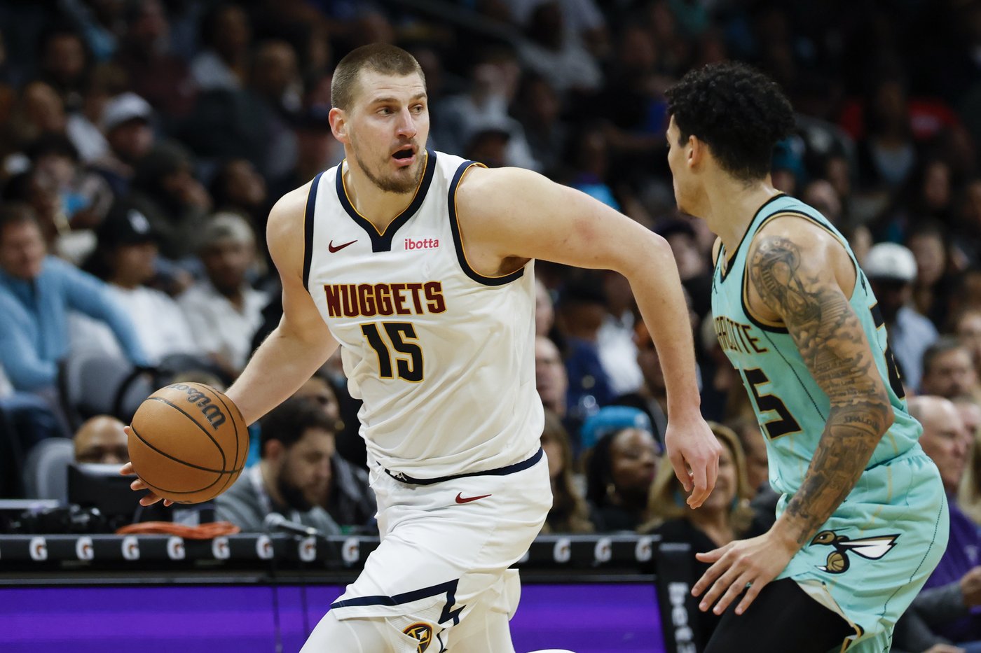 Jokic has 28 points, 17 assists and 13 rebounds to lead the Nuggets past the Hornets, 107-104. | iNFOnews.ca