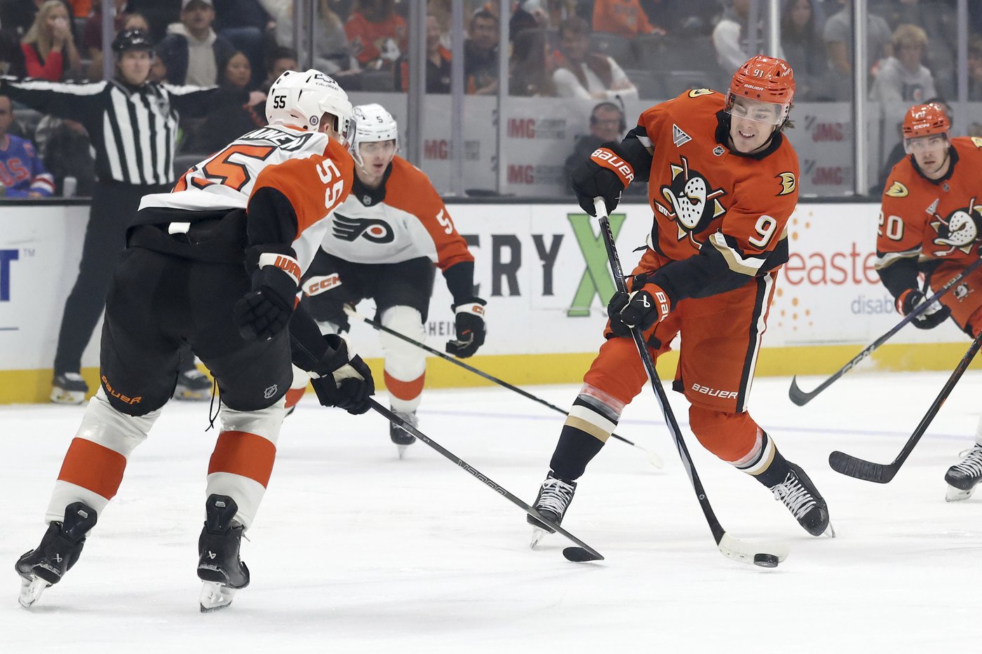 Noah Cates extends goal-scoring streak to 5 games as Flyers beat Ducks 3-1 | iNFOnews.ca Noah Cates extends goal-scoring streak to 5 games as Flyers beat Ducks 3-1 | iNFOnews.ca