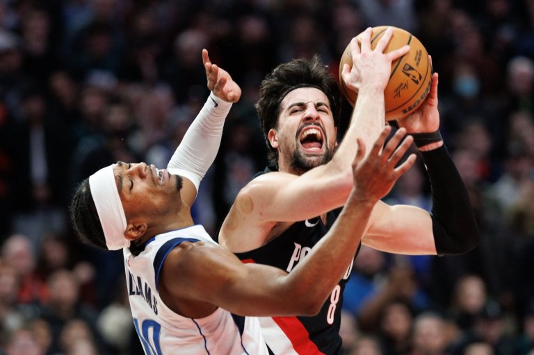 Avdija just shy of triple-double as Trail Blazers hold off Mavericks 125-122 | iNFOnews.ca