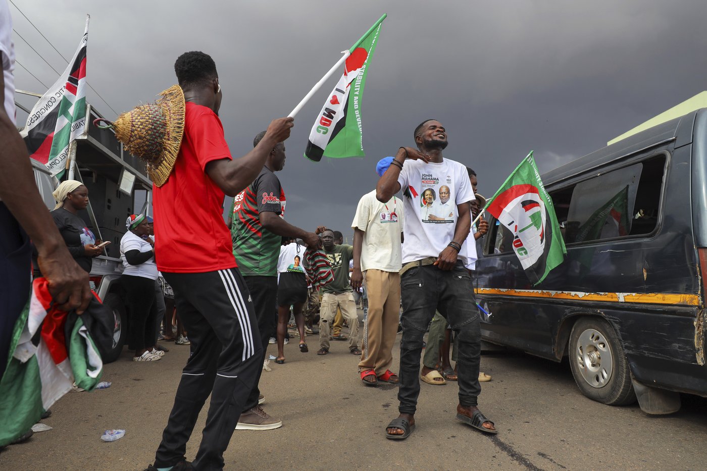Young Ghanaians see presidential vote as a way out of hardship. But their options are limited | iNFOnews.ca