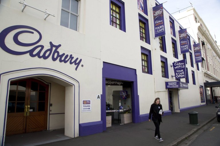Recall issued for Cadbury brand chocolate bar due to undeclared pistachio | iNFOnews.ca