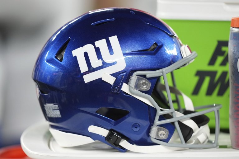 Koch family agrees to buy a 10% stake in the NFL's New York Giants, AP source says | iNFOnews.ca