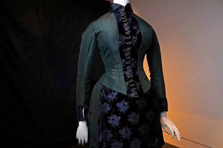 Met Gala guests (and the rest of us) learn the next dress code: 'Fashion is Art' | iNFOnews.ca