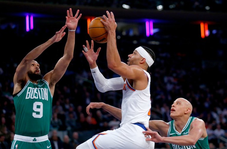 Knicks stay alive in race for No. 2 seed in East, beat Celtics in Tatum's return to MSG | iNFOnews.ca