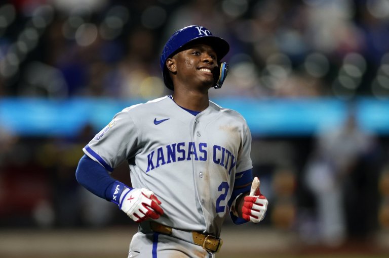 Tolbert ties MLB record with hits in 12 straight plate appearances as Royals rally past Mets 16-12 | iNFOnews.ca