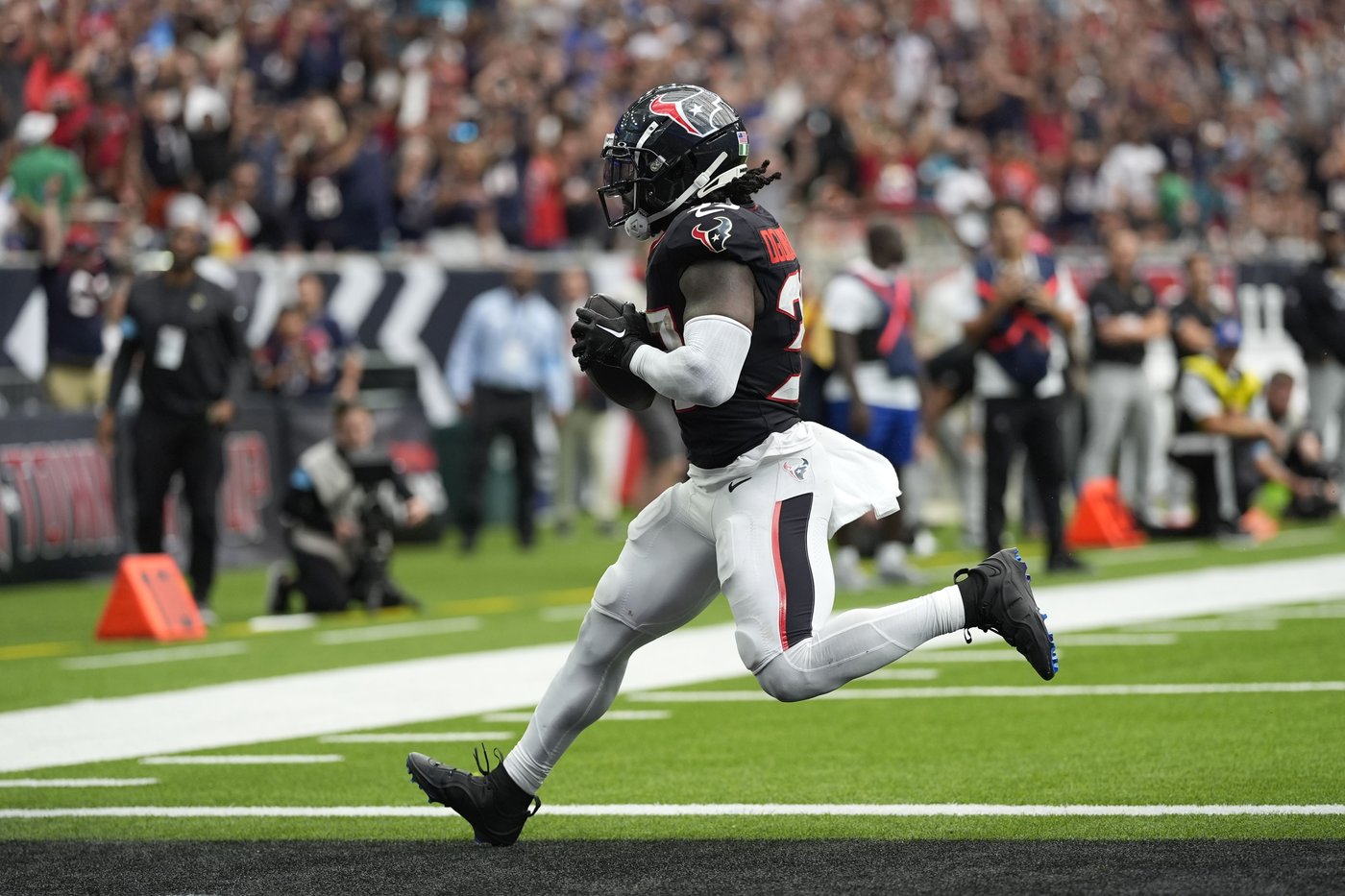 Nico Collins has another big game, shines for Texans through consistent first four games | iNFOnews.ca Nico Collins has another big game, shines for Texans through consistent first four games | iNFOnews.ca