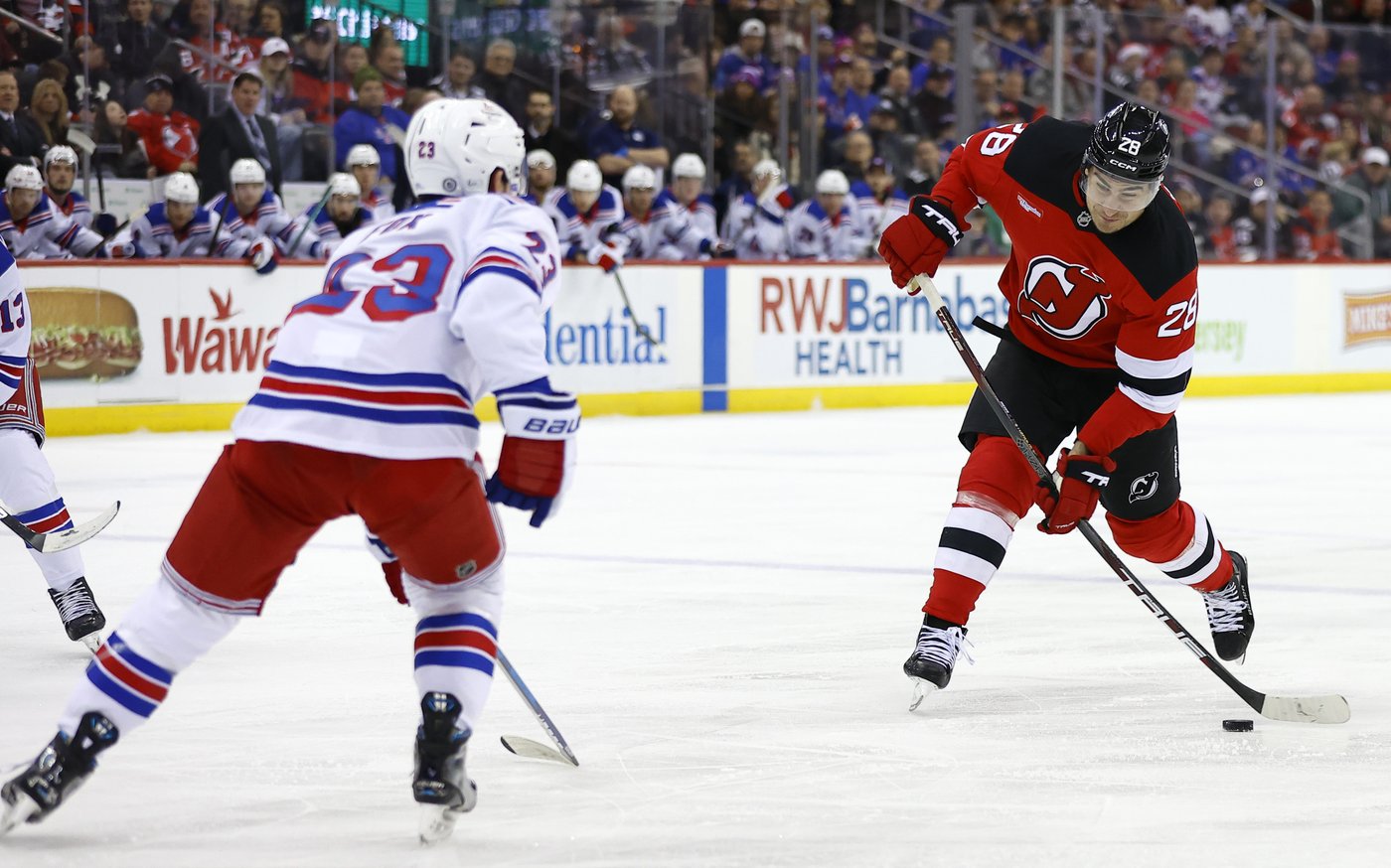 Jack Hughes scores twice, Markstrom posts second straight shutout as Devils beat Rangers, 5-0 | iNFOnews.ca Jack Hughes scores twice, Markstrom posts second straight shutout as Devils beat Rangers, 5-0 | iNFOnews.ca